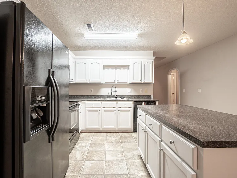 2715 Amidala Ln — Photo 16