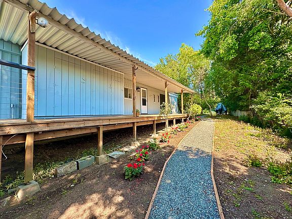 2nd image of 3419 Robertson Rd