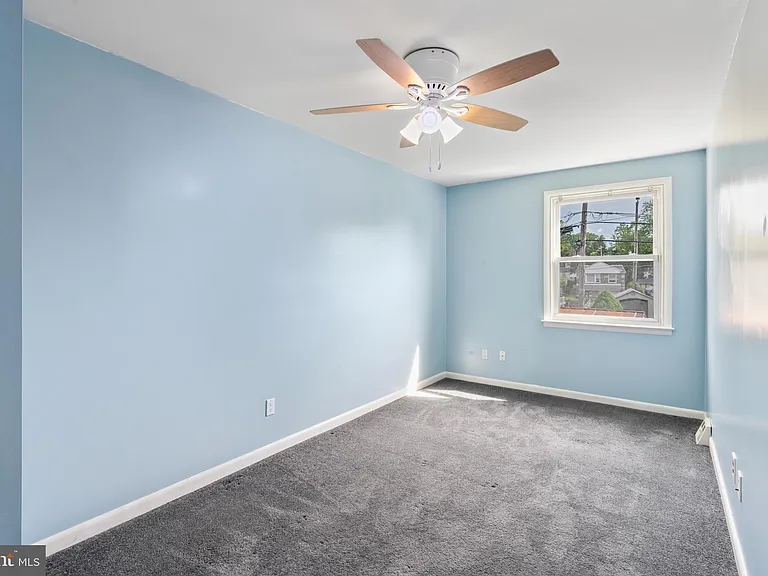 615 Sherrie Rd — Photo 13