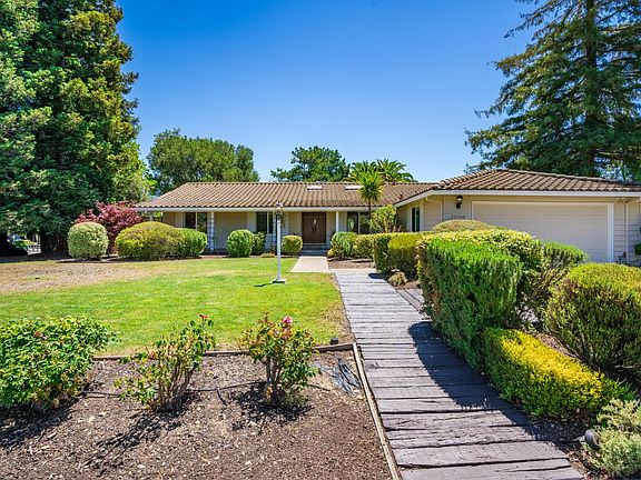 2nd image of 12760 Bach Ct