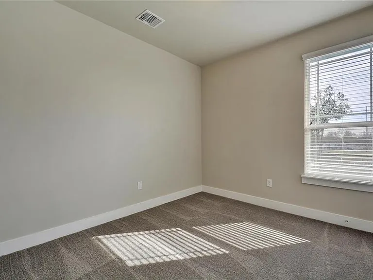 900 Banyon St #A — Photo 18