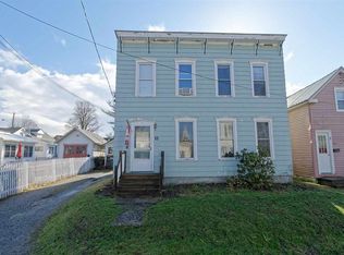 11 5th St, Hoosick Falls, NY 12090
