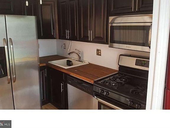 3rd image of 48 Tudor Ln