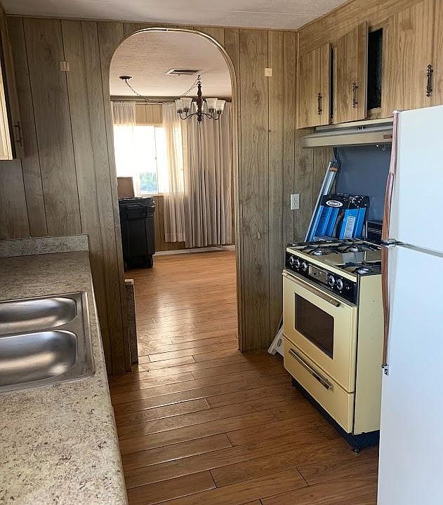 1st image of 202 N Meridian Dr #113