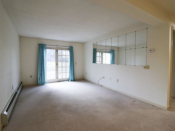 3rd image of 30 WOLF Road