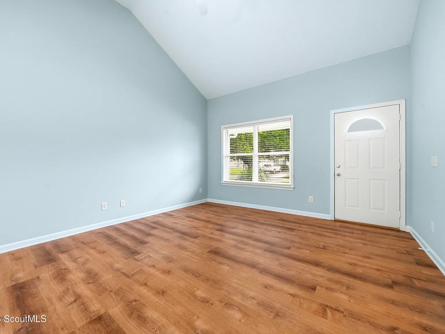 2 bed, 2.5 bath, 1218 sqft, $1,650 — Photo 4