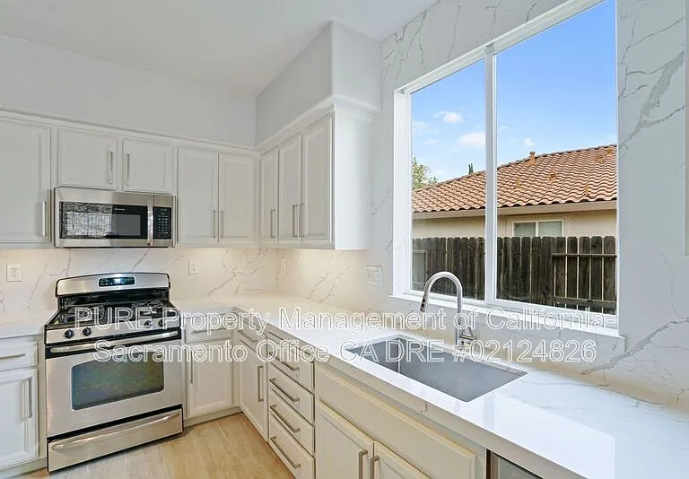 4909 Concordia Dr — Photo 13