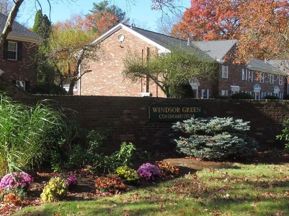 1202 Windsor Dr Unit 1202, Framingham, MA 01701