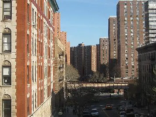 Rented by Corcoran | media 14