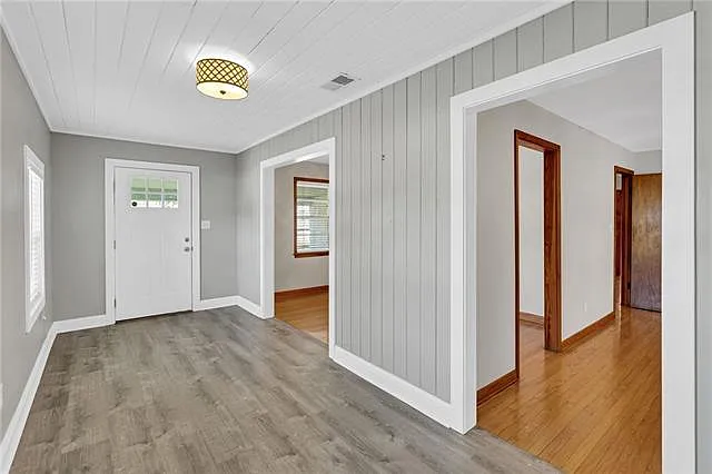 619 W 25th Ave — Photo 9