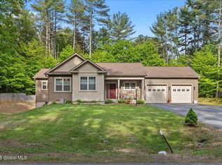 33 White Birch Dr, Lake Luzerne, NY 12846