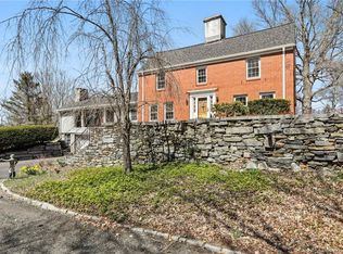 339 Rimmon Hill Rd, Beacon Falls, CT 06403