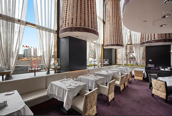 Rented by Compass | media 45