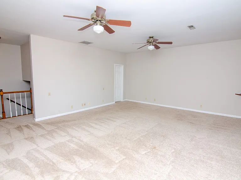 1144 Hunters Chase Dr — Photo 14