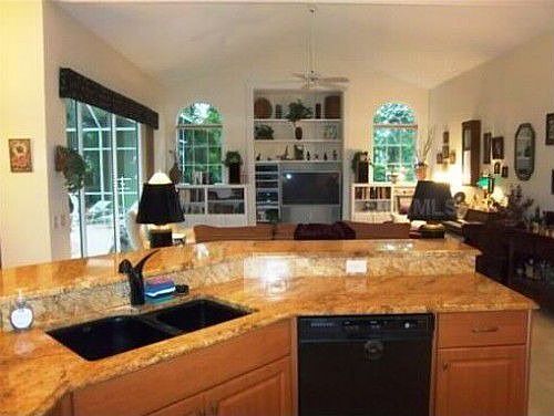 3rd image of 6156 Misty Oaks Ct
