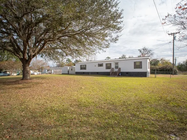464 SW Pitt Loop, Greenville, FL 32331