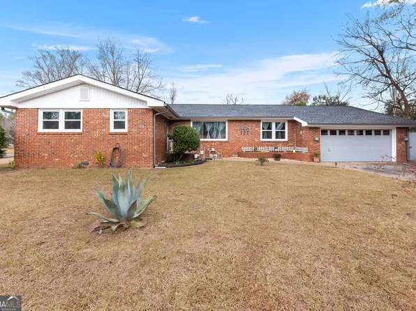 121 Crestwood Rd, Warner Robins, GA 31093