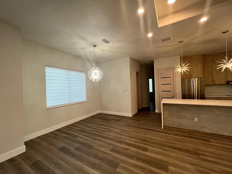 5150 Jessamine Ave — Photo 11