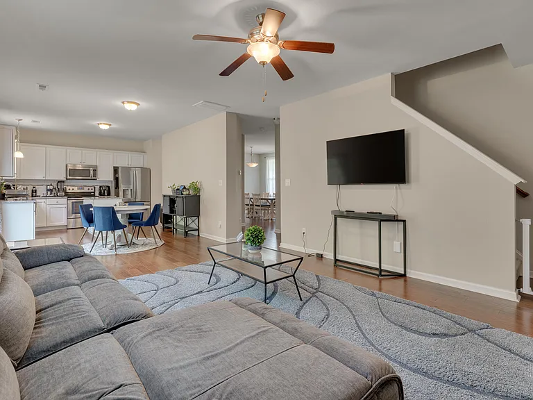514 Jerome Rd — Photo 13