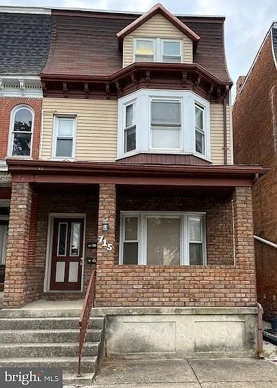 715 Pennsylvania Ave photo 1