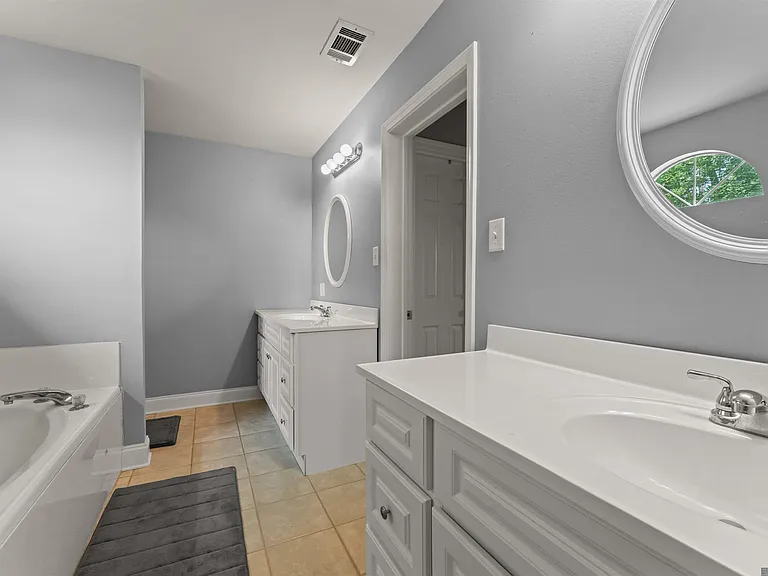 18606 Perkins Oak Rd — Photo 14