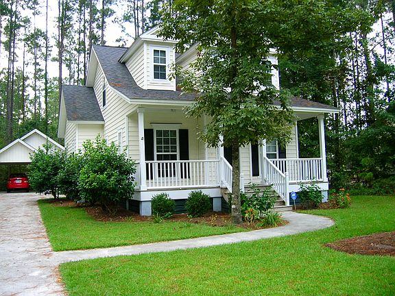 House, yard, driveway
