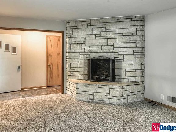 5th image of 920 Bellevue Blvd N