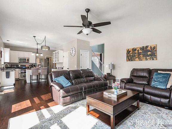 5th image of 4256 Haralson Ct SE