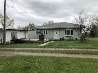 2884 Raspberry Dr, Villisca, IA 50864