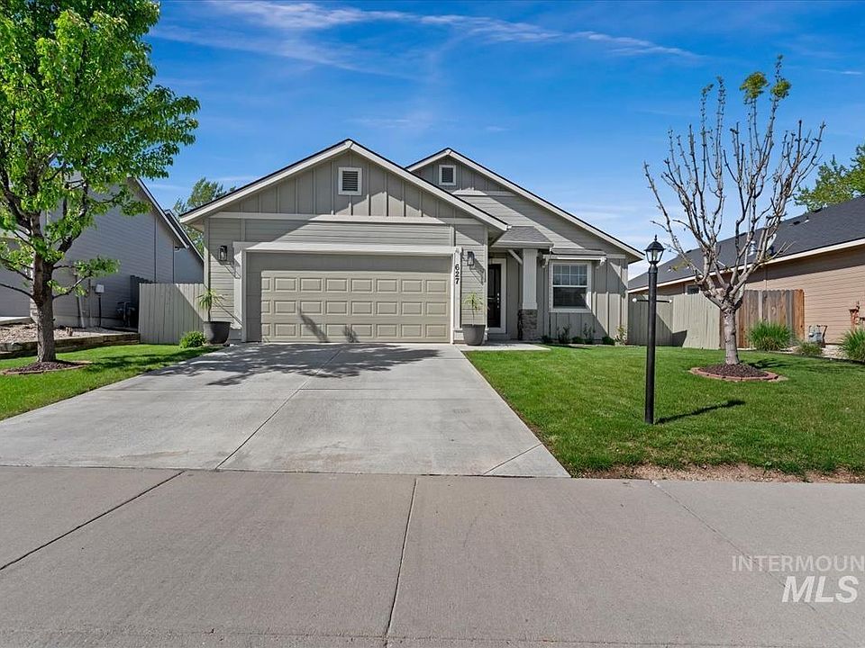 1st image of 627 N Kayden Way
