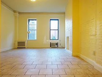 Rented by Manhattan Connection