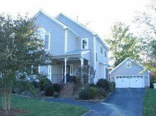 606 S 4th St, Mebane, NC 27302