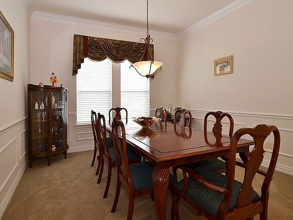 3rd image of 426 Cabellero Ct