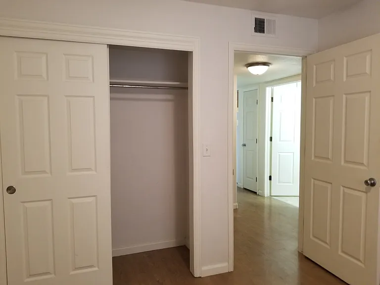 2 bed, 1.0 bath, $1,350 — Photo 7