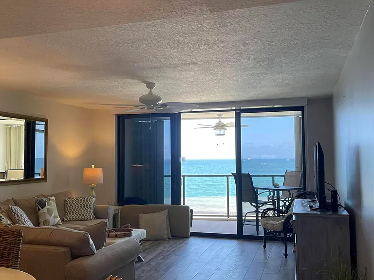 355 S Ocean Dr #807 — Photo 9