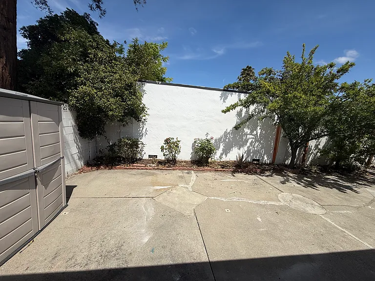 40930 Rioja Ct — Photo 10