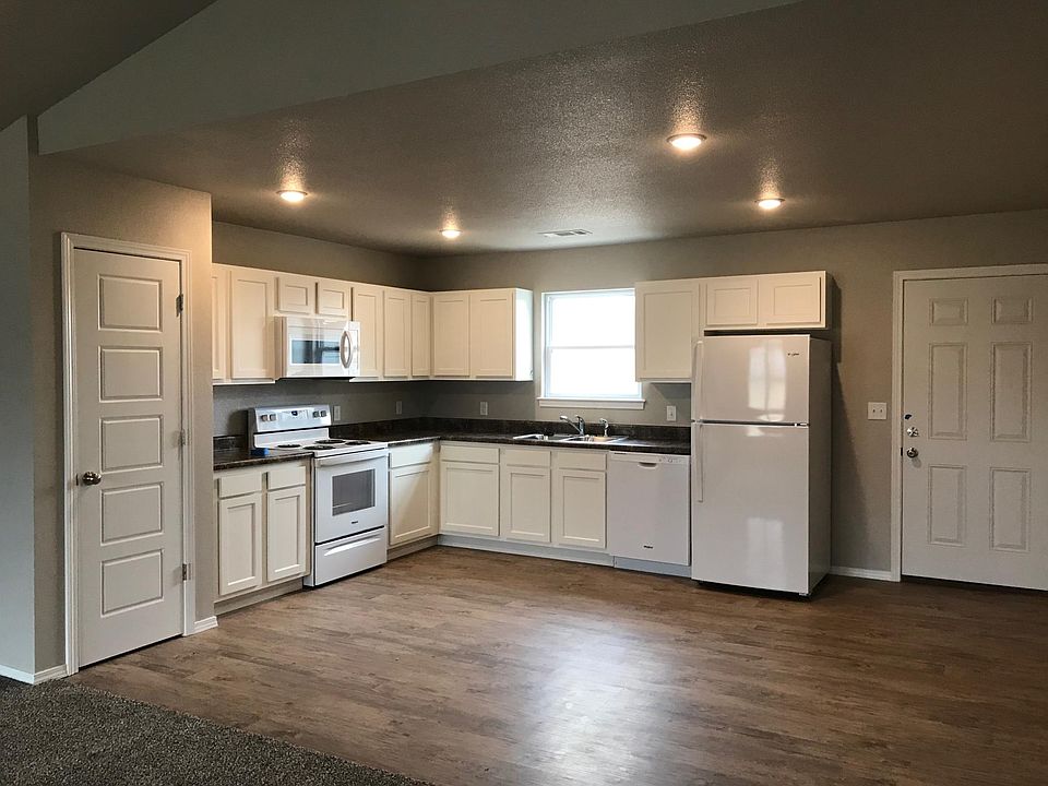 1st image of 660 Norris St #1