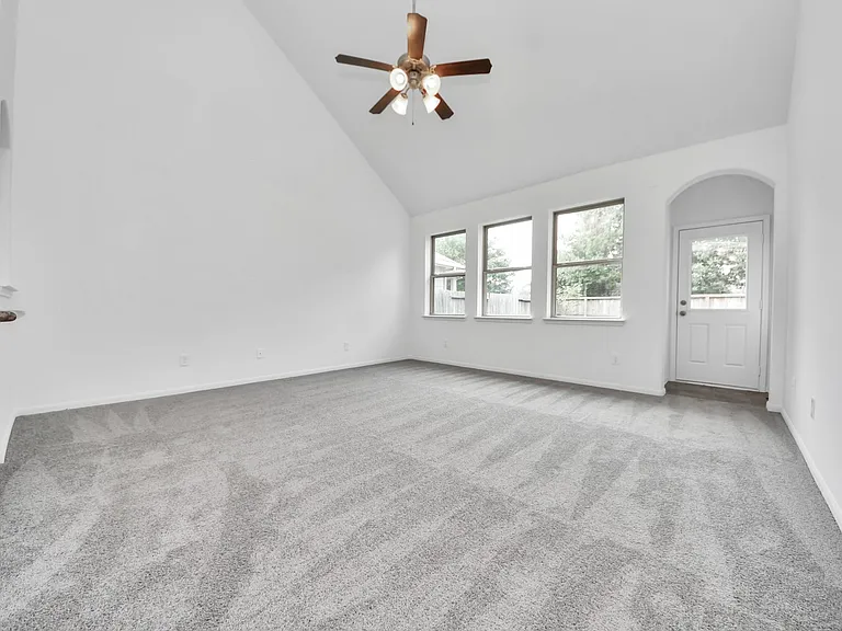 10606 Sun River Falls Dr — Photo 10