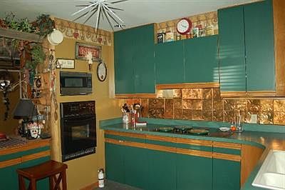 2nd image of 2576 Spaulding Dr
