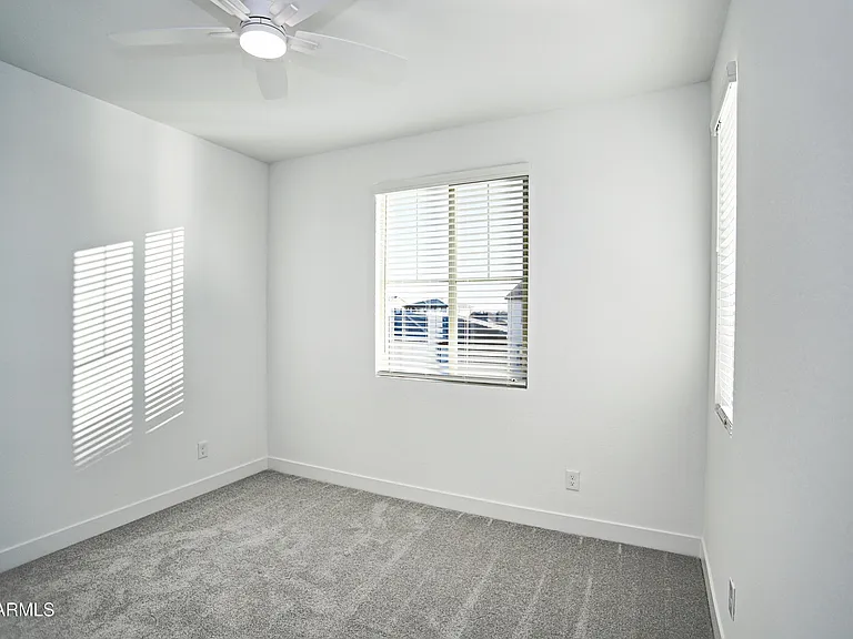 773 W Lark Dr — Photo 27