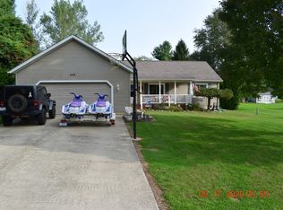 240 Treasure Ln, Coldwater, MI 49036