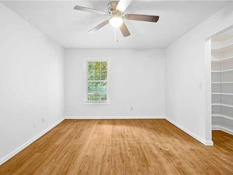 901 Gettysburg Pl — Photo 17