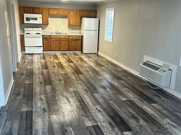 601 Magnolia Dr — Photo 1