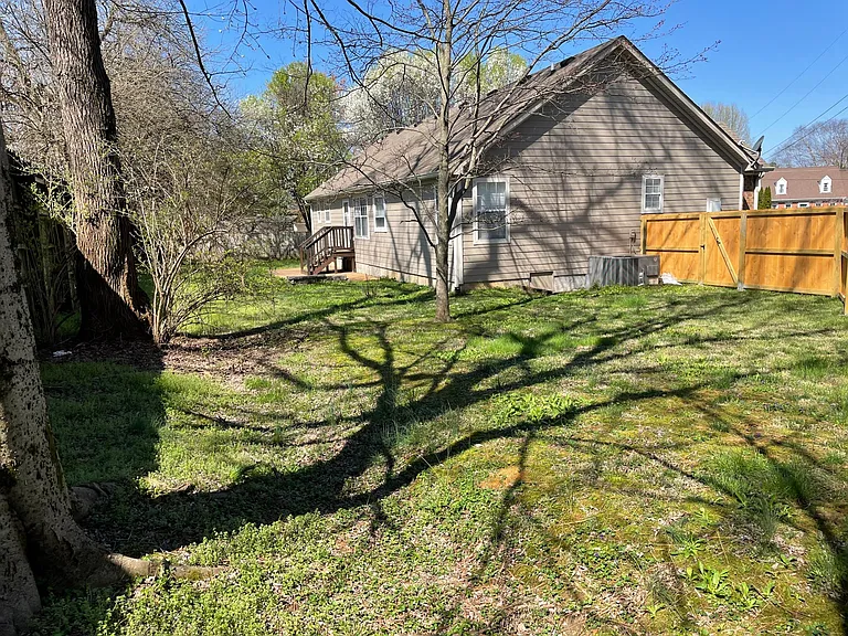 309 Widogen Ct — Photo 24