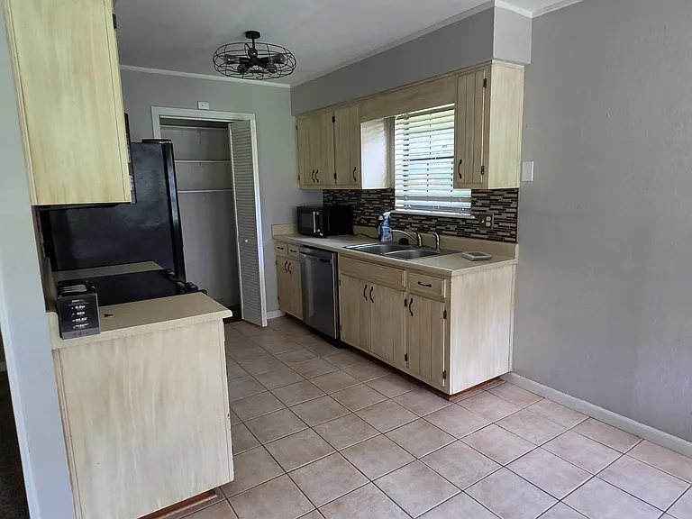 127 Summerfield Dr — Photo 49