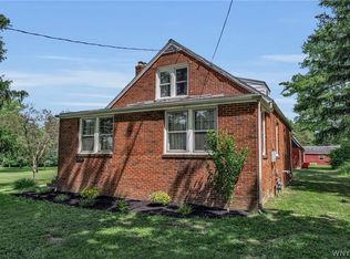 6729 Black Rd, Derby, NY 14047