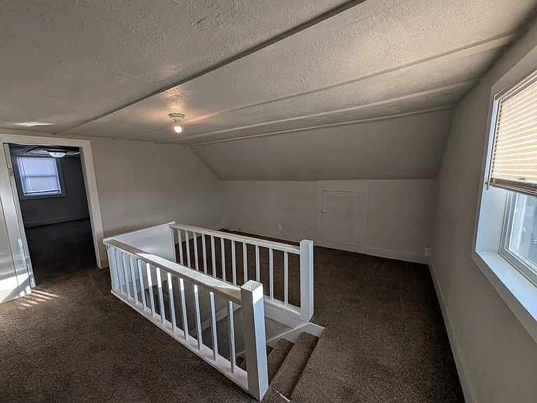 1930 Lana Ave NE — Photo 27