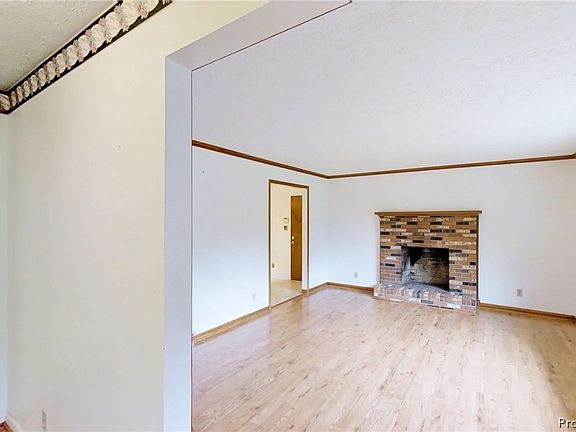2nd image of 1960 Tidemill Haven Ln