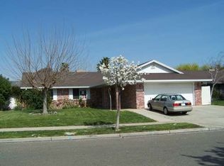 2652 Laughlin Ln, Merced, CA 95341