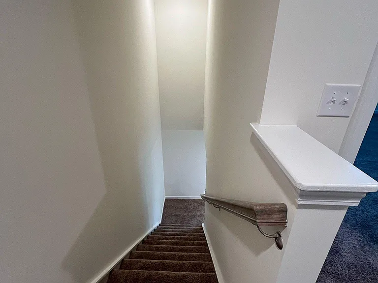 760 Earhart St NW — Photo 5